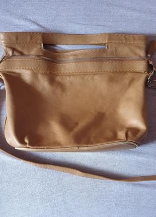 Женская итальянская сумка из натуральной кожи.2 фото