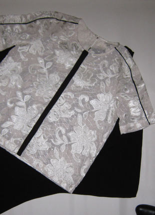Шикарна біла мереживна блузка