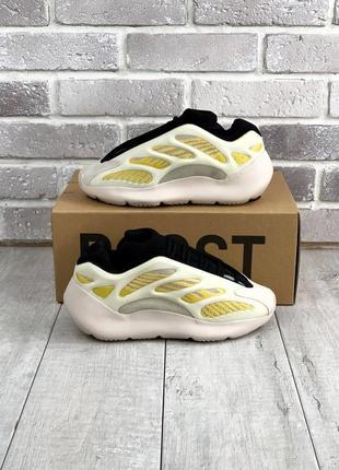 Кросівки adidas yeezy 700 v3 кросівки4 фото