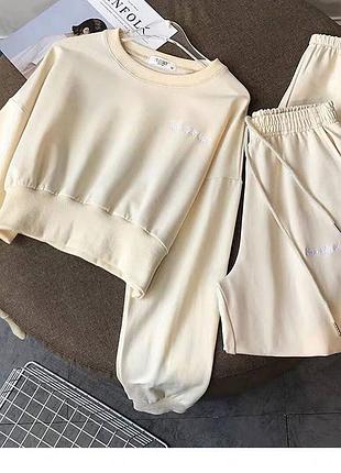 Спортивний костюм3 фото