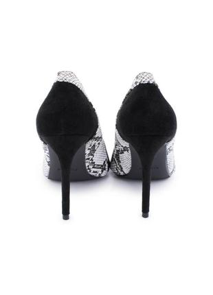 Женские черные туфли на каблуке4 фото