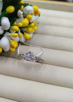 Серебряный кольца цветок ромашка с фианитом 925 последний размер 18,5 скидка5 фото