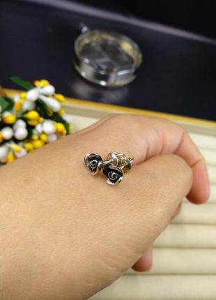 Срібні сережки гвоздики пусети квітка трояндочки 925 чорніння1 фото