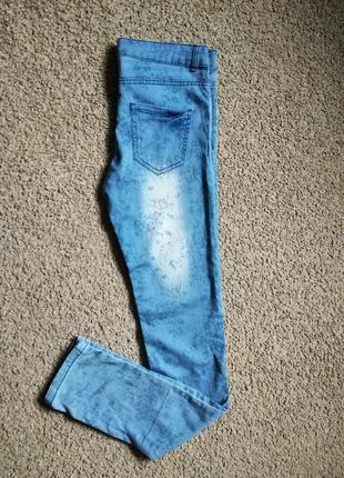 Летние джинсы с узором размер s-m тянутся