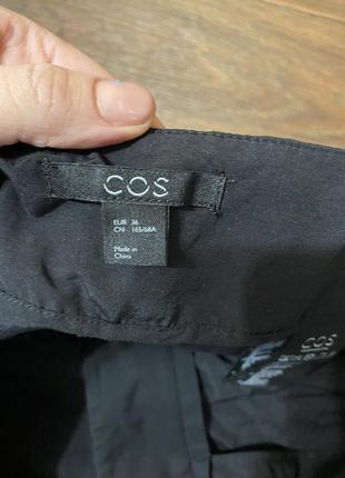 Чёрные укороченные брюки cos1 фото