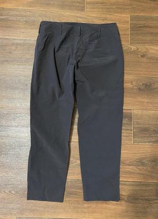 Чёрные укороченные брюки cos3 фото