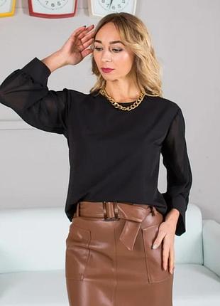 Блуза (з шифоновими рукавами).