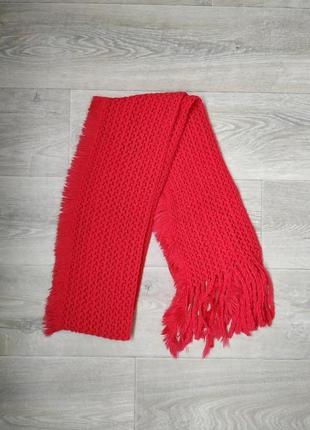 Теплый вязаный шарф с бахромой1 фото