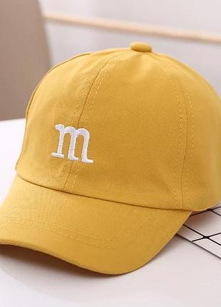 Детская кепка бейсболка m&m's (эмемдемс) с гнутым козырьком желтая, унисекс