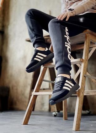 Кросівки жіночі adidas iniki boost black8 фото