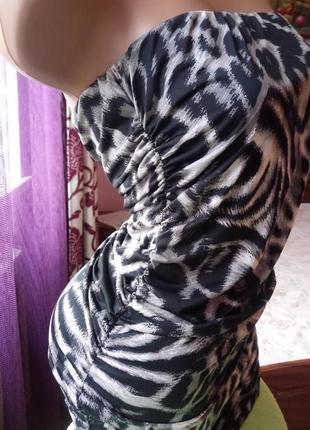Лёгкое, летнее, леопардовое платье на резинке. голые плечи2 фото