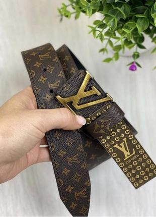 Стильний поясок в стилі lv