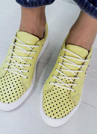 Женские кожаные  кеды, разные цвета