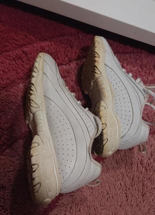 Кросівки з сша . 3