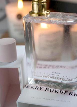 Burberry her💥оригинал eau de parfum 5 мл распив аромата затест5 фото