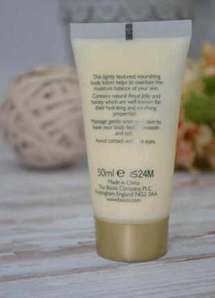 Лосьйон для тіла з чистим медом boots royal jelly pure honey body lotion 100 ml4 фото
