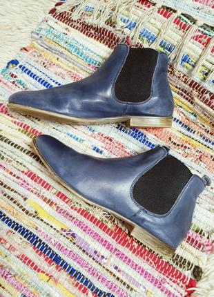 М'які шкіряні черевики,челсі,38-39разм.,andrea sabatini