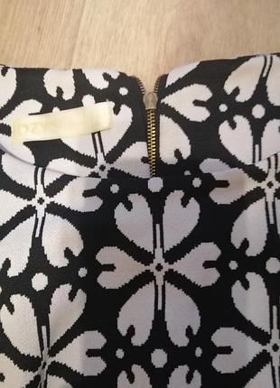 Щільне плаття dzyn