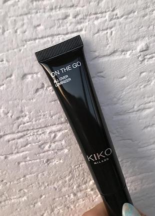 Кремовий хайлайтер on he go kiko milano