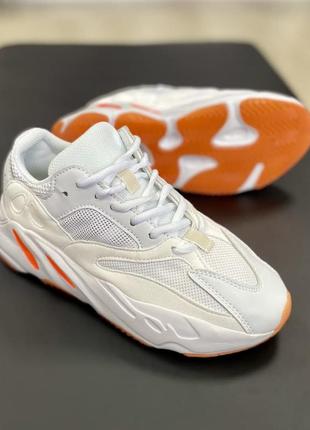 Женские кроссовки adidas yeezy boost 700 white  36-37-38-39-404 фото