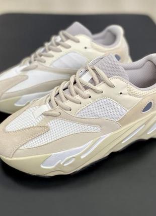 Жіночі кросівки adidas UK1 yeezy boost 700 white beige 36-37-38-39-40