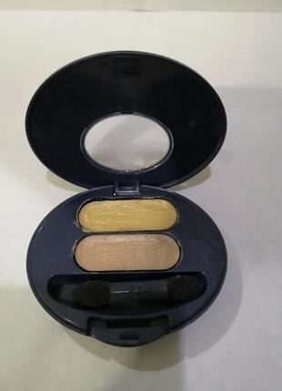 Подвійне маскуючий засіб avon