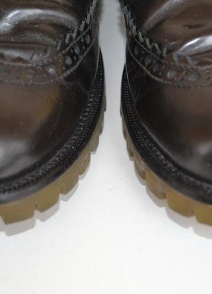 Moschino броги на тракторній прозорою підошві10 фото