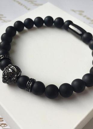 Мужской браслет из натуральных камней черный со львом в подарочной упаковке5 фото
