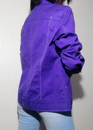 Яскрава фіолетова джинсовці, джинсова куртка8 фото