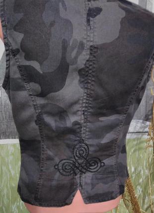 Женская жилетка в стиле милитари, хаки, защитного цвета/ хлопок4 фото