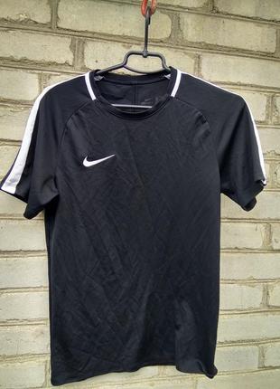 Футболка nike m nk dry acdmy top ss 832967-010 s1 фото