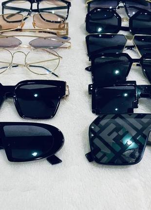 Стильные классические солнцезащитные очки8 фото