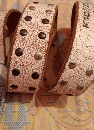 Ремень кожаный франция винтажный стильный бомба длинна 113 см. ширина 3,6 см.
