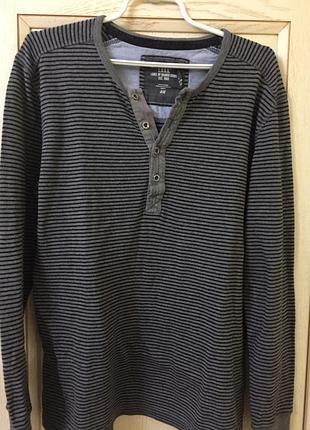 Чоловічий светр