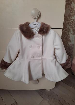 Пальто на дівчинку