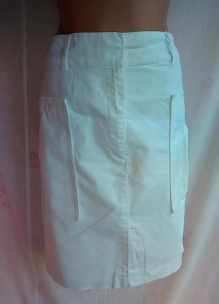 Дуже красива сувора спідниця