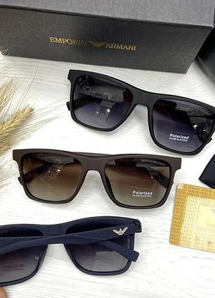 Трендовые солнцезащитные очки унисекс,