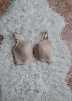 Базовый бежевый бюстгальтер