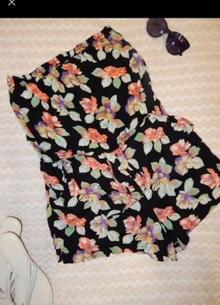 Комбінезон з шортами new look