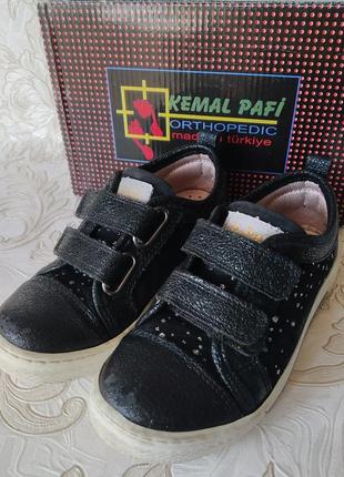 Кросівки k.pafi туреччина 28р 18 см