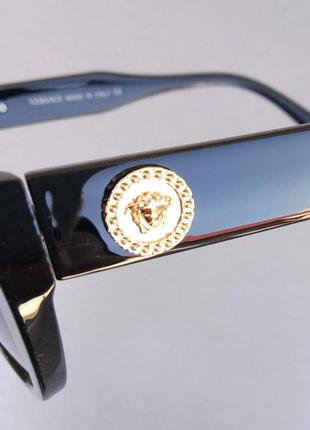Versace стильные женские солнцезащитные очки черные с золотом10 фото