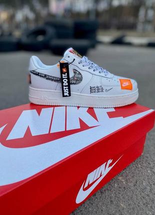 Женские кроссовки nike air force 1 just do it white