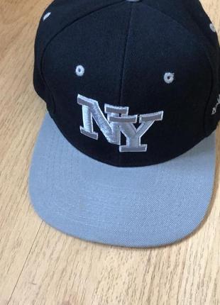 Кепка new york