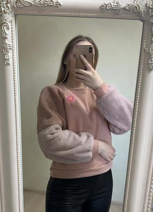 Женская толстовка в стиле oversize. значок в подарок!