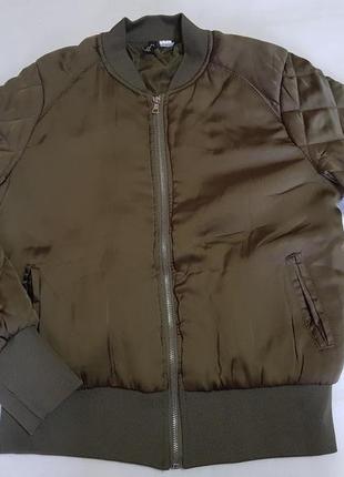 Стильная курточка цвета хаки h&m divided, размер m5 фото