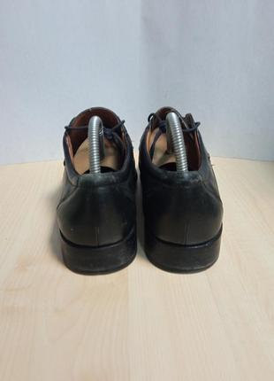 Чорні шкіряні туфлі bugatti 4