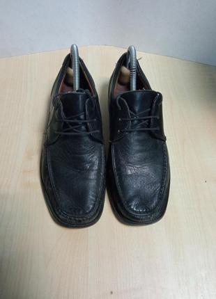 Чорні шкіряні туфлі bugatti2 фото