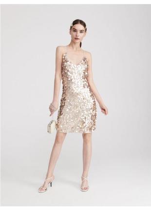 Плаття з паєтками