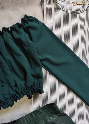 Зеленый изумрудный кроп топ нарядная короткая блуза открытые плечи длинный рукав2 фото