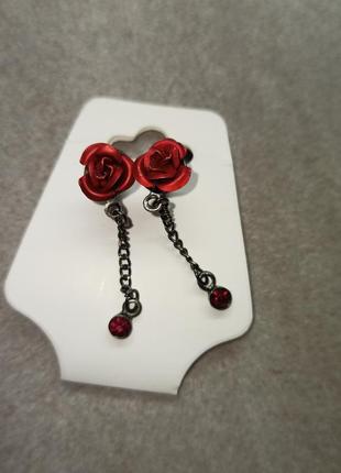 Сережки-підвіски з трояндами1 фото
